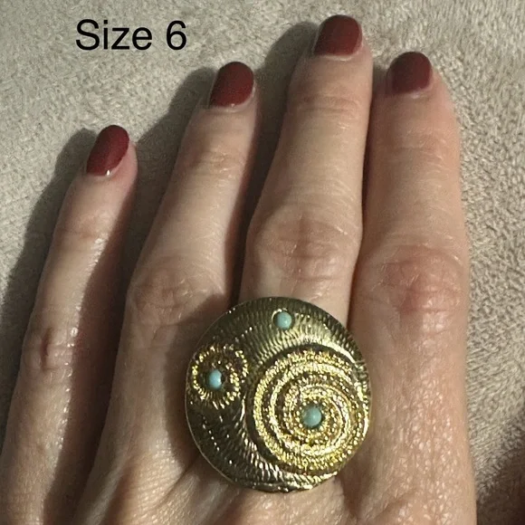 2 Goldtone Costume Rings - Indian inspired and Turquoise detailed sizes 6 & 8 - Picture 2 of 8